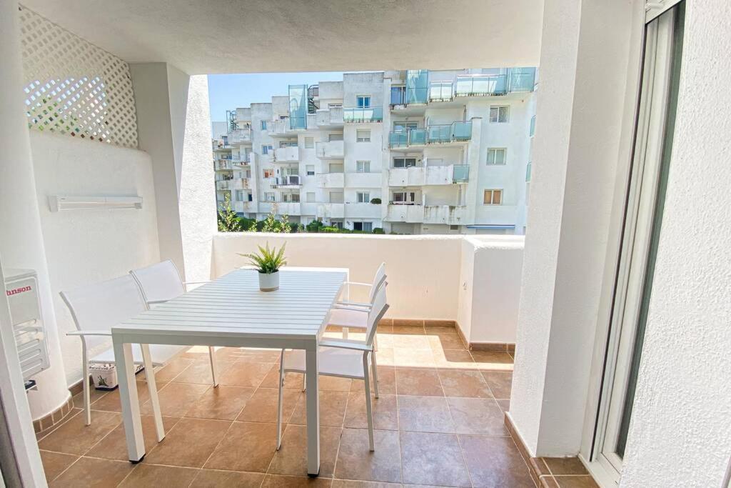 Apartament Blue Marina - Terraza, Piscina Y Wifi Gratis Roses Zewnętrze zdjęcie